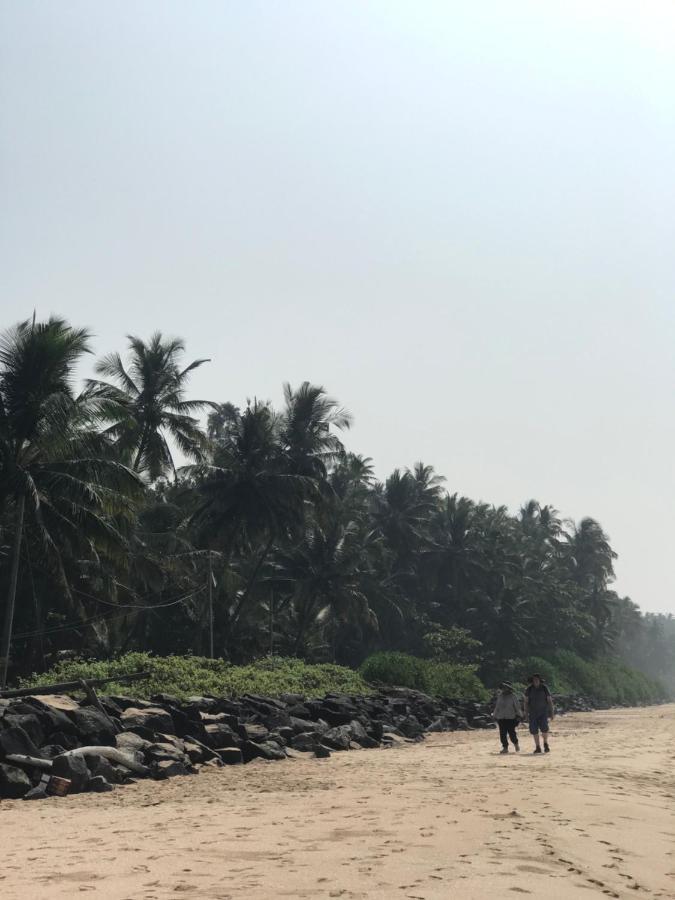 Kizhunna Rock Beach House Kannur Exterior photo